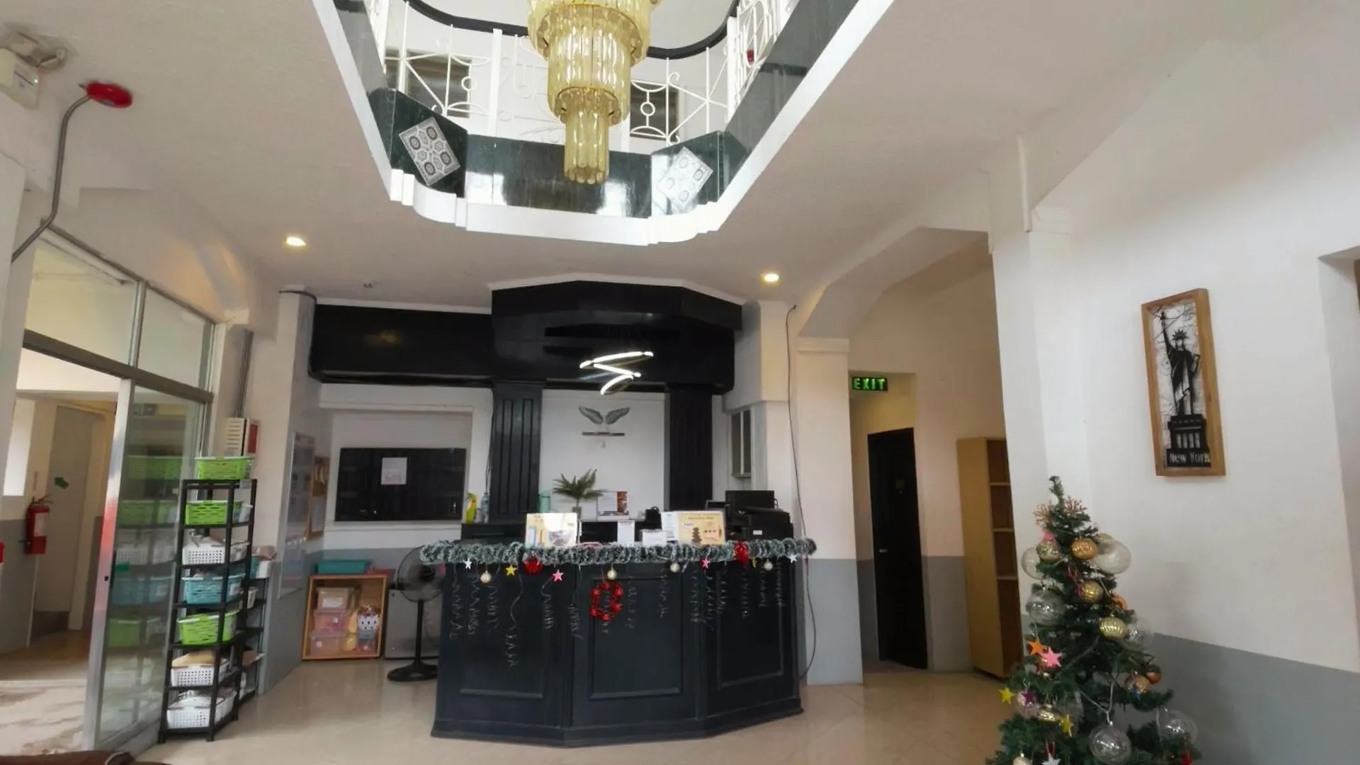 Bluewing Hotel Angeles Powered By Cocotel Filippine