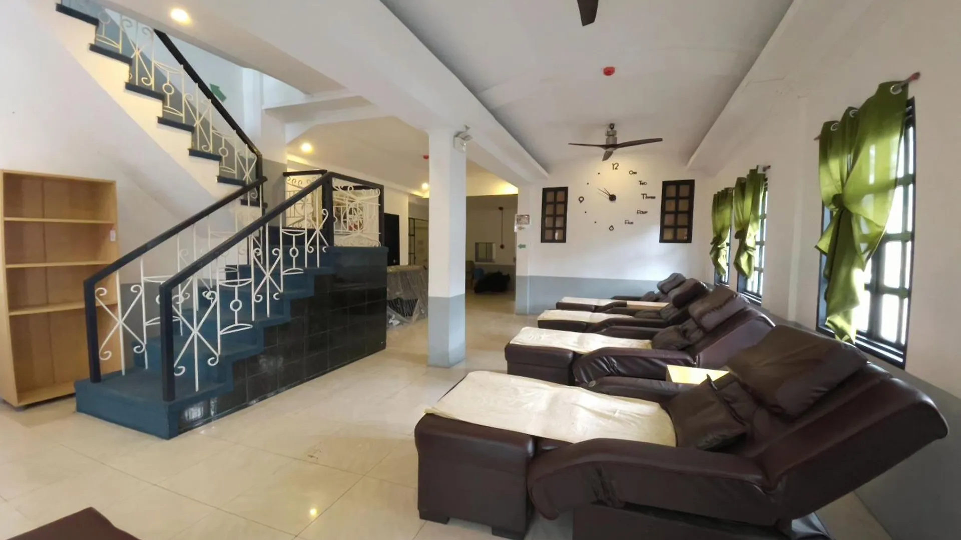 *** Inn Bluewing Hotel Angeles Powered By Cocotel Filipinas