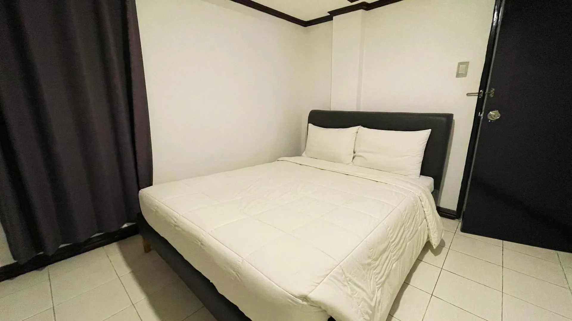 Bluewing Hotel Angeles Powered By Cocotel 3*,